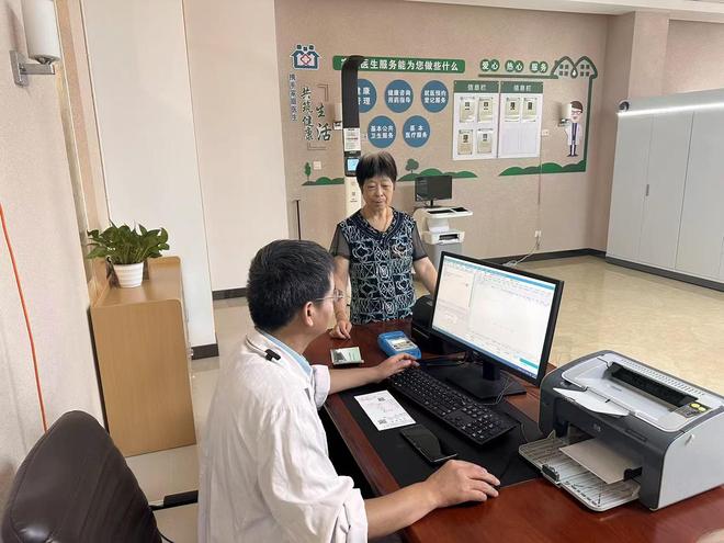 东渚街道：全龄友好嵌入式服务，勾勒幸福生活全景图