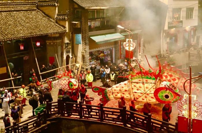 　　歙县汪满田鱼灯　潘祯祥摄