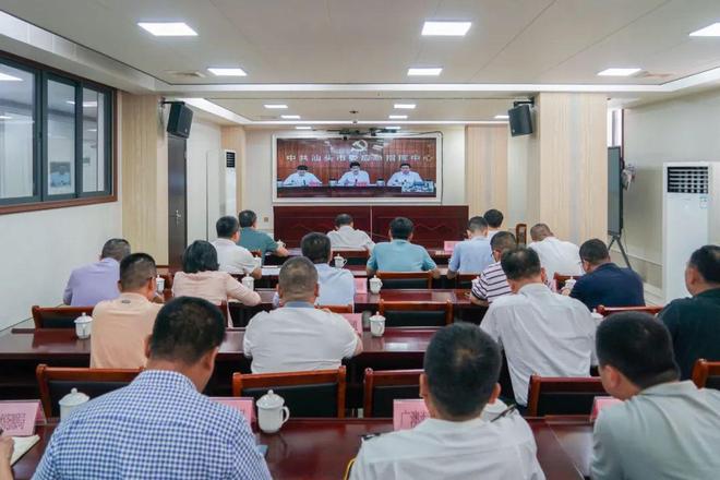 濠江区召开全区防台风工作部署会议并开展督导检查